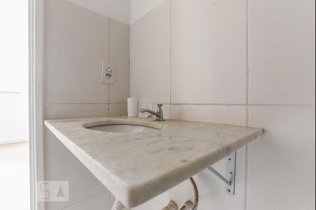 Banheiro de apartamento para alugar com 3 quartos, 55m² em Taboão, São Bernardo do Campo