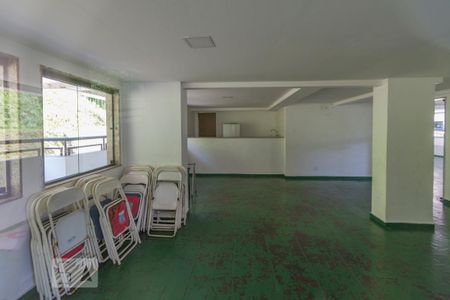 Apartamento para alugar com 60m², 2 quartos e 1 vaga Apartamento para alugar com 60m², 2 quartos e 1 vagaÁrea Comum - Salão de Festas
