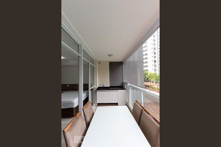 Sacada de kitnet/studio para alugar com 1 quarto, 38m² em Chácara Itaim, São Paulo