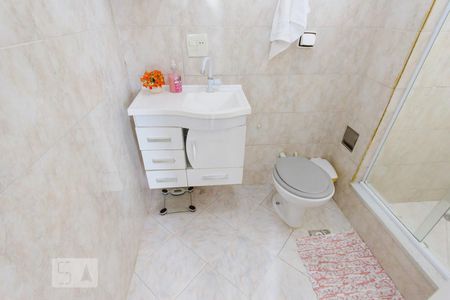 Banheiro de apartamento à venda com 2 quartos, 44m² em Taquara, Rio de Janeiro