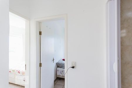 Corredor de apartamento à venda com 2 quartos, 44m² em Taquara, Rio de Janeiro