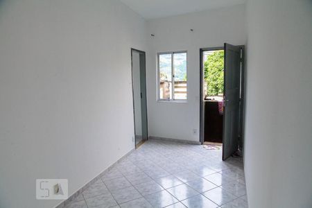 Sala de casa de condomínio à venda com 1 quarto, 40m² em Piedade, Rio de Janeiro