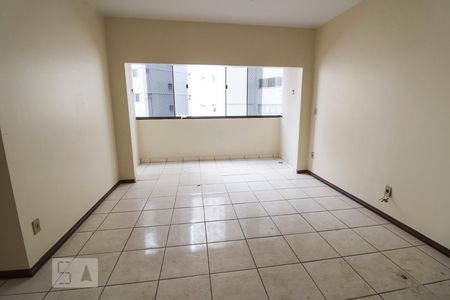 Apartamento para alugar com 64m², 2 quartos e 1 vagaSala