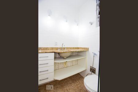 Banheiro Social de apartamento para alugar com 2 quartos, 55m² em Flamengo, Rio de Janeiro