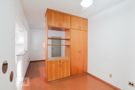 Quarto de kitnet/studio para alugar com 1 quarto, 48m² em Centro, Campinas