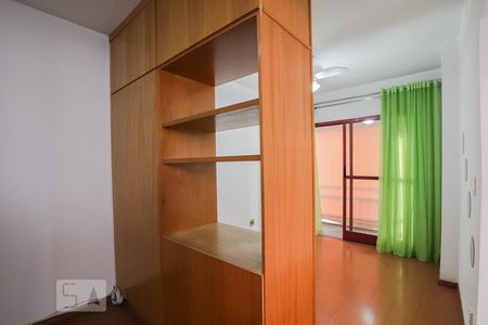 Sala e Quarto de kitnet/studio para alugar com 1 quarto, 48m² em Centro, Campinas