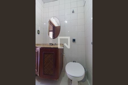 Apartamento para alugar com 171m², 3 quartos e 2 vagasBanheiro Social