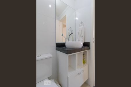 Apartamento para alugar com 58m², 2 quartos e 1 vaga Apartamento para alugar com 58m², 2 quartos e 1 vagaBanheiro