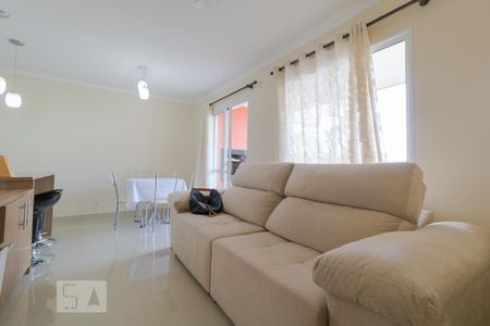 Sala de apartamento para alugar com 2 quartos, 58m² em Loteamento Center Santa Genebra, Campinas