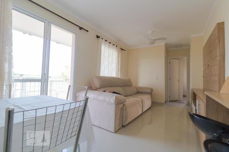 Sala de apartamento para alugar com 2 quartos, 58m² em Loteamento Center Santa Genebra, Campinas