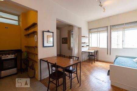 Sala de apartamento para alugar com 1 quarto, 40m² em Consolação, São Paulo
