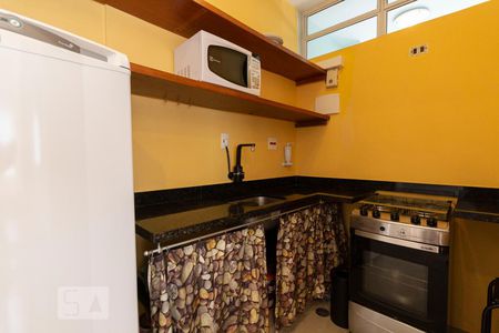 Cozinha de apartamento para alugar com 1 quarto, 40m² em Consolação, São Paulo