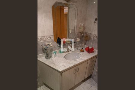 Apartamento à venda com 253m², 3 quartos e 3 vagasBanheiro 2