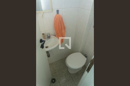 Apartamento à venda com 253m², 3 quartos e 3 vagasBanheiro de Serviço