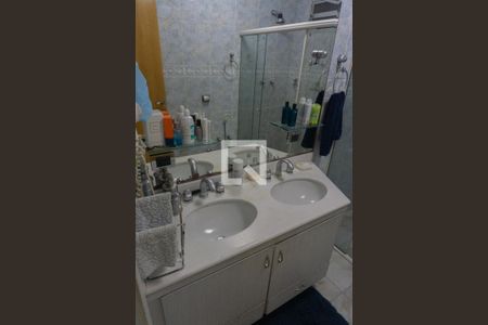 Apartamento à venda com 253m², 3 quartos e 3 vagasBanheiro 1