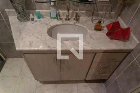 Apartamento à venda com 253m², 3 quartos e 3 vagasBanheiro 2