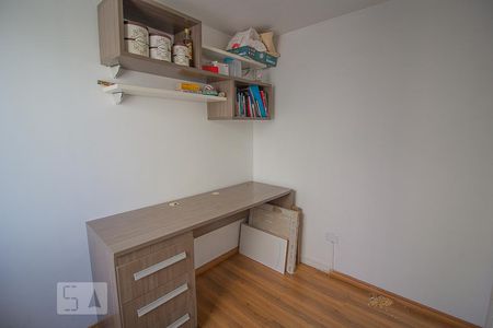 Quarto 2 de apartamento para alugar com 3 quartos, 54m² em Portão, Curitiba