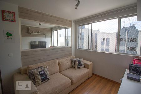 Sala de apartamento para alugar com 3 quartos, 54m² em Portão, Curitiba