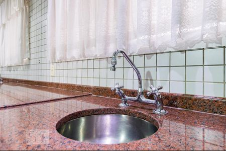 Apartamento à venda com 238m², 4 quartos e 4 vagasCozinha