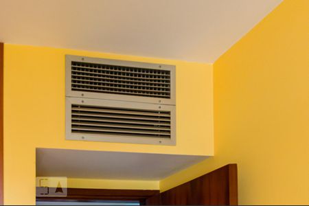 Apartamento à venda com 238m², 4 quartos e 4 vagasSuíte 2