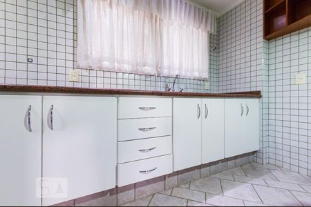 Apartamento à venda com 238m², 4 quartos e 4 vagasCozinha