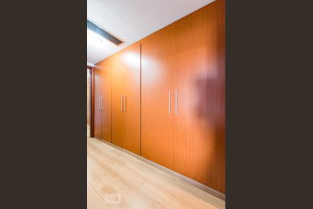 Apartamento à venda com 238m², 4 quartos e 4 vagasSuíte 3