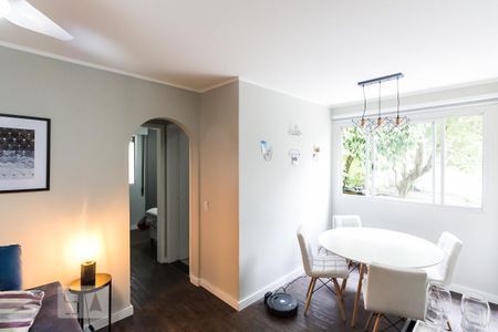 Sala de apartamento para alugar com 2 quartos, 53m² em Bela Vista, São Paulo