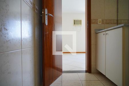 Banheiro suite de apartamento para alugar com 3 quartos, 130m² em Lagoa da Conceição, Florianópolis