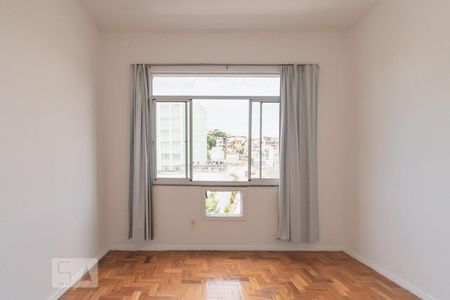 Quarto de apartamento para alugar com 1 quarto, 45m² em Catete, Rio de Janeiro