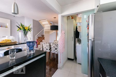 Apartamento à venda com 70m², 1 quarto e 2 vagas Apartamento à venda com 70m², 1 quarto e 2 vagasCozinha