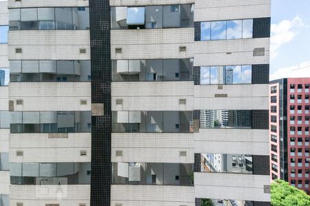 Apartamento à venda com 70m², 1 quarto e 2 vagas Apartamento à venda com 70m², 1 quarto e 2 vagasVista