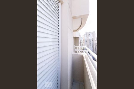Apartamento à venda com 70m², 1 quarto e 2 vagas Apartamento à venda com 70m², 1 quarto e 2 vagasVaranda