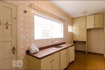 Casa à venda com 242m², 4 quartos e 2 vagasCozinha 1