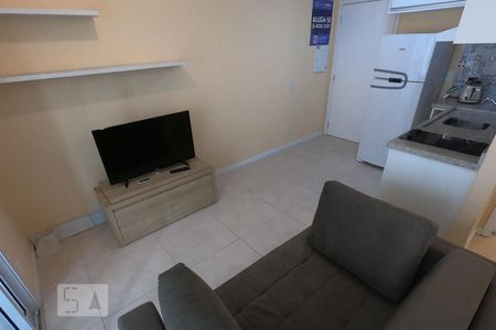 Sala de apartamento para alugar com 1 quarto, 35m² em Real Parque, São Paulo