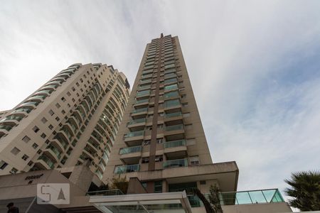 Apartamento para alugar com 40m², 1 quarto e 1 vagaFachada - Condomínio