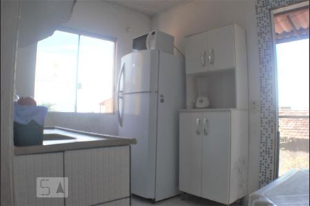 Cozinha de apartamento para alugar com 1 quarto, 30m² em Ingleses do Rio Vermelho, Florianópolis