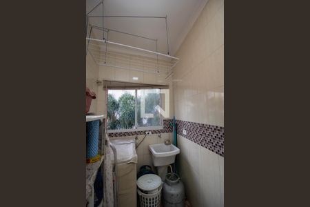 Casa à venda com 110m², 3 quartos e 1 vagaÁrea de Serviço