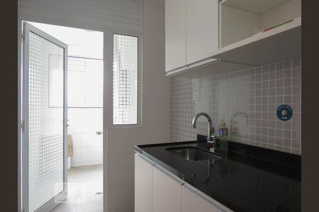Apartamento para alugar com 69m², 3 quartos e 1 vagaCozinha e Área de Serviço