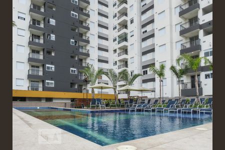Apartamento para alugar com 69m², 3 quartos e 1 vagaÁrea comum - Piscina
