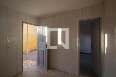 Cozinha de casa para alugar com 1 quarto, 35m² em Vila Carolina, São Paulo