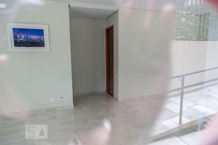 Apartamento para alugar com 48m², 2 quartos e sem vaga Apartamento para alugar com 48m², 2 quartos e sem vagaÁrea comum - Salão de festas