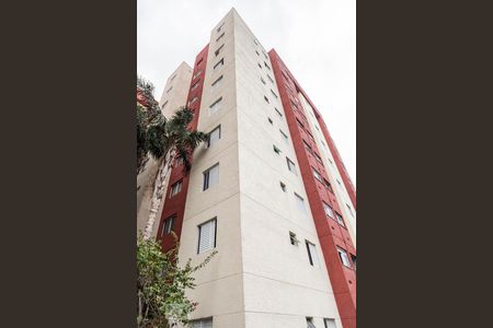 Apartamento para alugar com 48m², 2 quartos e sem vaga Apartamento para alugar com 48m², 2 quartos e sem vagaFachada
