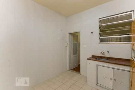 Apartamento à venda com 110m², 4 quartos e 1 vagaCozinha