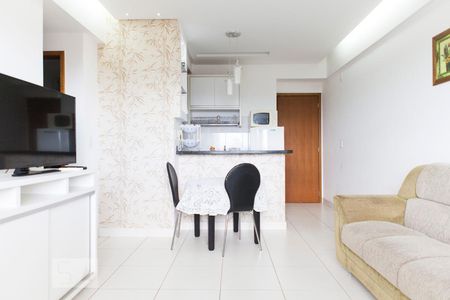 Sala de apartamento para alugar com 2 quartos, 50m² em Setor Bueno, Goiânia