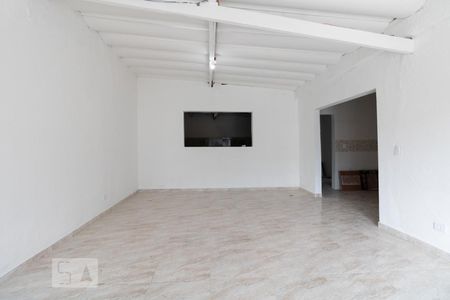 Sala de casa à venda com 2 quartos, 250m² em Vila Gustavo, São Paulo