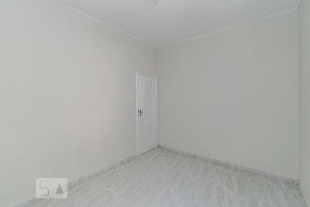 Quarto 2 de apartamento para alugar com 2 quartos, 49m² em Olaria, Rio de Janeiro