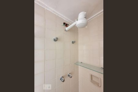 Apartamento para alugar com 130m², 3 quartos e 1 vagaDetalhe do banheiro da suíte 