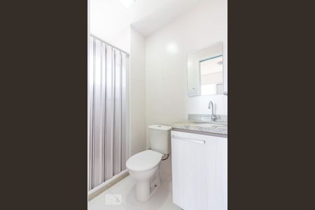 Apartamento à venda com 74m², 3 quartos e 2 vagasBanheiro da Suite