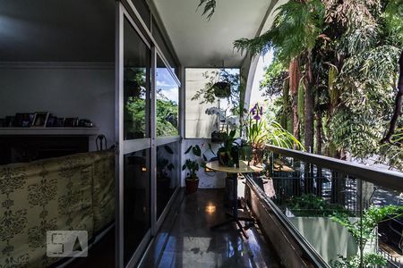 Varanda de apartamento à venda com 4 quartos, 255m² em Perdizes, São Paulo