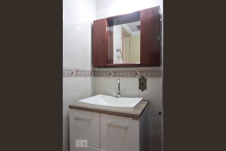 Banheiro de apartamento à venda com 3 quartos, 75m² em Vila Marina, São Paulo